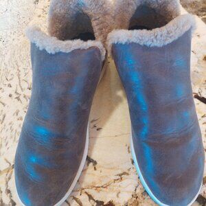 OluKai Brown Leather Sheerling Warm Winter Slip on Booties size 41,10 US